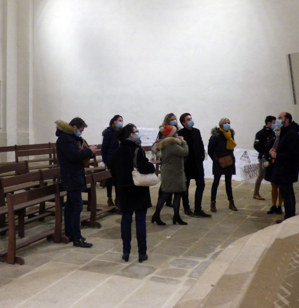 La visite de la chapelle Saint-Yves (Vannes) par les collaborateurs Lamotte.