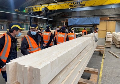 Visite de l'usine Briand par les équipes Lamotte