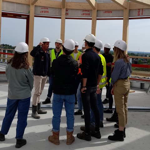 Chantier Bois Lilas - Visite des étudiants de l'INSA - Les éléments en bois - Lamotte