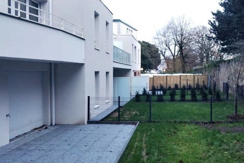 Livraison du programme immobilier neuf Neocens à Nantes (44) - Jardin de la résidence - Lamotte