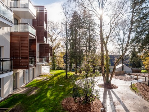 Journées portes ouvertes - Résidence services seniors Cœur Boisé à Bain-de-Bretagne - Espace extérieur - Lamotte