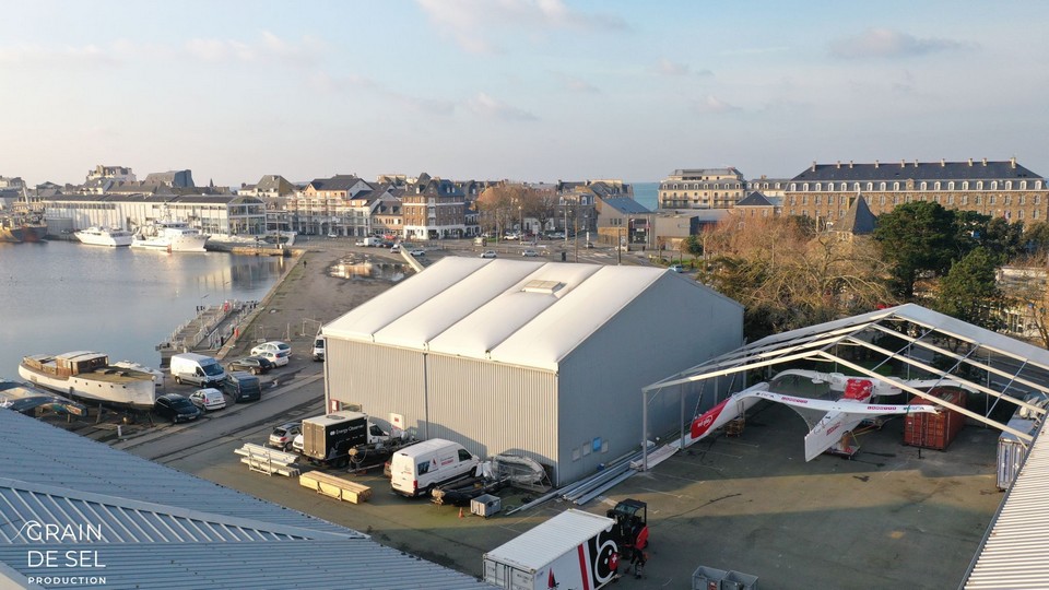 Chantier de réparation du bateau à Saint-Malo (35) - Le Rire Médecin-Lamotte