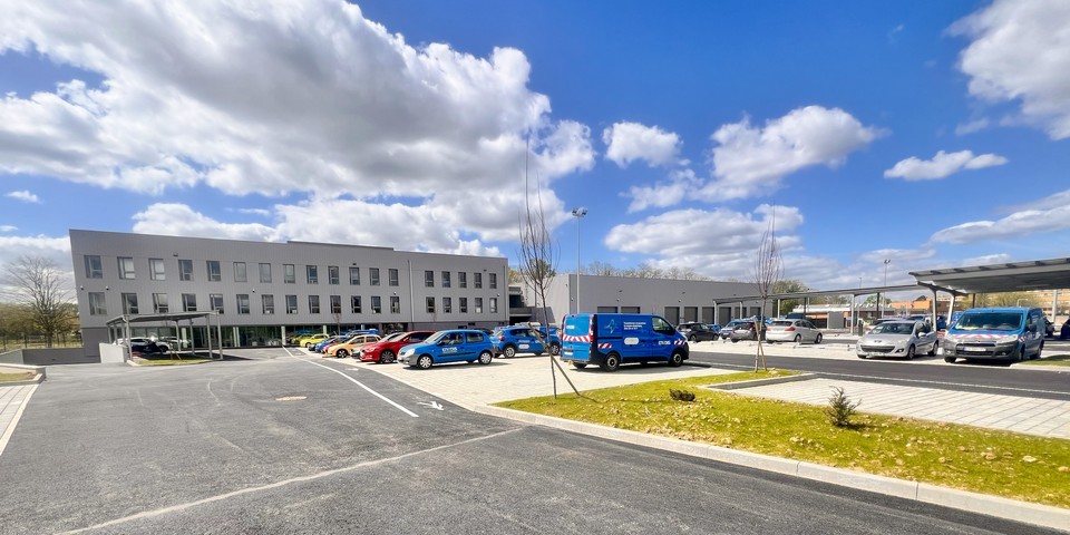 Immeubles et bâtiments de bureaux à Savigny-le-Temple (77) pour Enedis - Lamotte