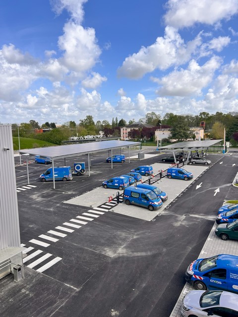 Immeubles de bureaux à Savigny-le-Temple pour Enedis - Parking de stationnement - Lamotte