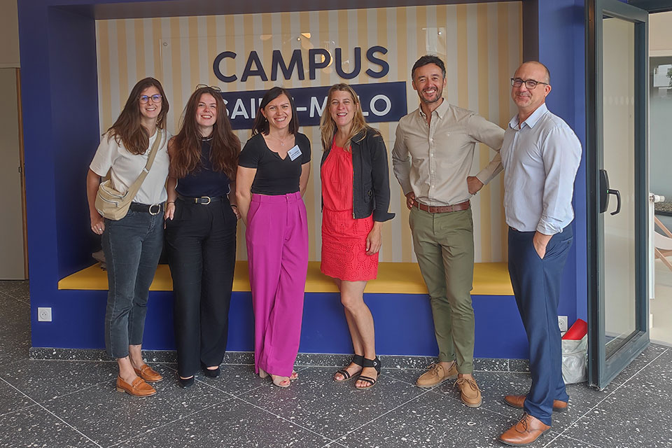Livraison de Fo'lo Campus Saint-Malo (35) - Équipe de collaborateurs - Lamotte