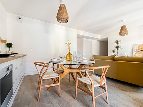 Journées portes ouvertes - Programme immobilier neuf Villa Eugénie à Biscarrosse (40) - Cuisine dans l'appartement témoin - Lamotte