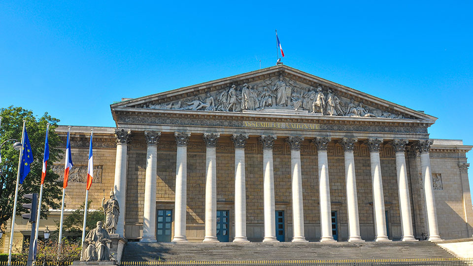 Adoption du budget 2025 par l'Assemblée nationale - Lamotte
