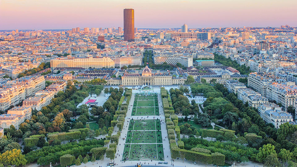 Les bureaux au coeur de Paris, Tour Montparnasse - Lamotte Constructeur