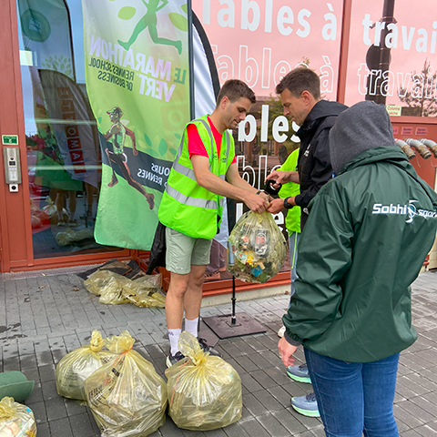 Journée mondiale de l'environnement 2025 - Plogging à Rennes La Courrouze - Pesée - Lamotte