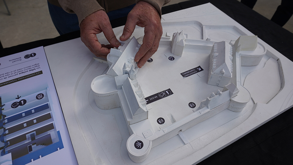 Maquette tactile Toucher le Château - Test d'usage à Nantes - Lamotte