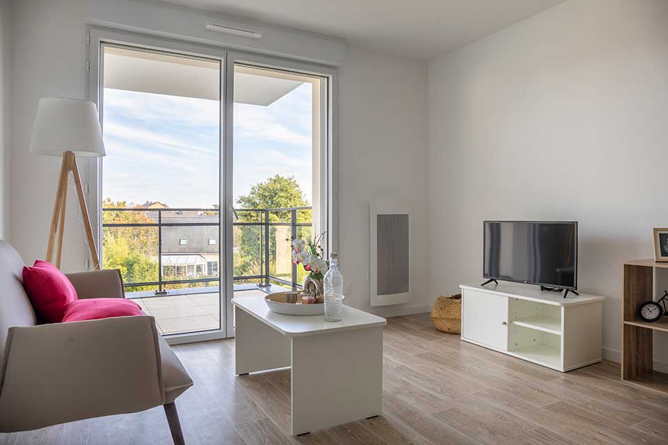 Série vidéo - Reportage sur la résidence services seniors Coeur Boisé à Bain-de-Bretagne - Appartement - Lamotte