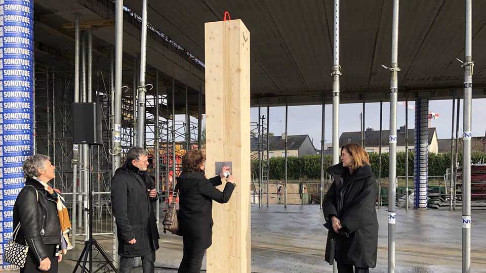 Programme immobilier tertiaire - Le Bois Lilas à Rennes (35) - Événement : pose de la première poutre - Lamotte