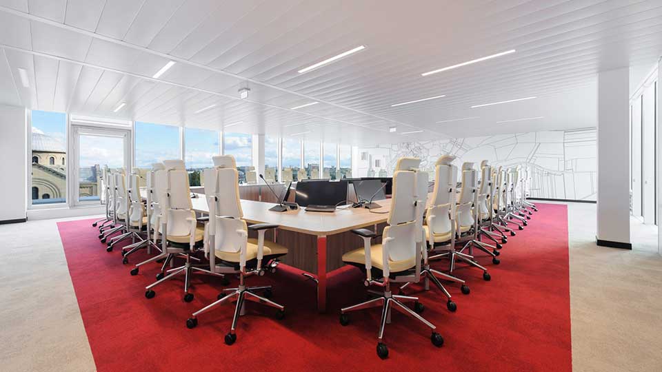 Référence - Programme immobilier tertiaire L'Atriode à Gentilly (94) - Salle de réunion au siège de la MSA - Groupe Lamotte