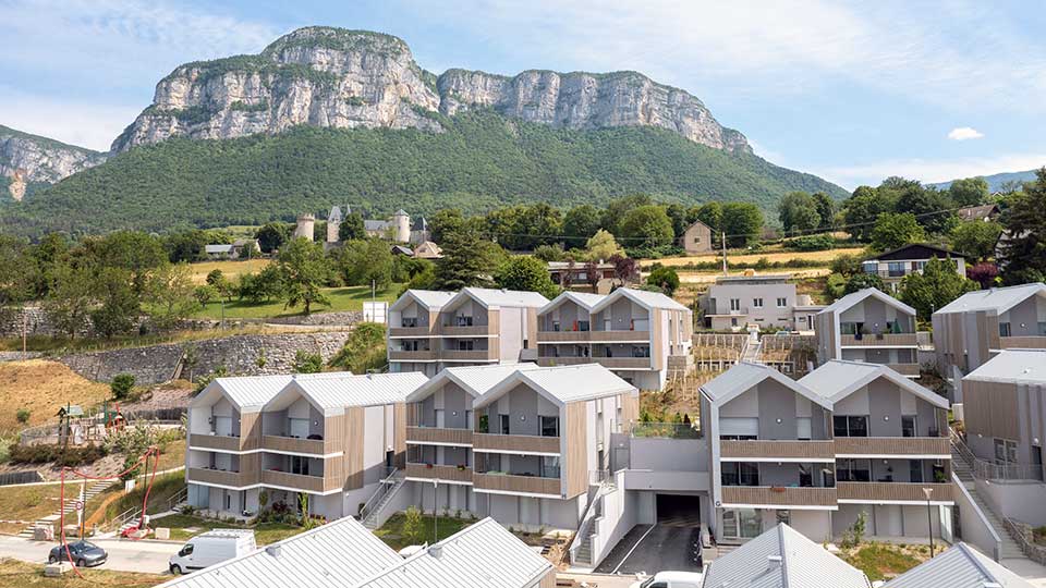 Programme immobilier neuf - Panorama Village à Barby (73) - Vue sur la montagne - Lamotte