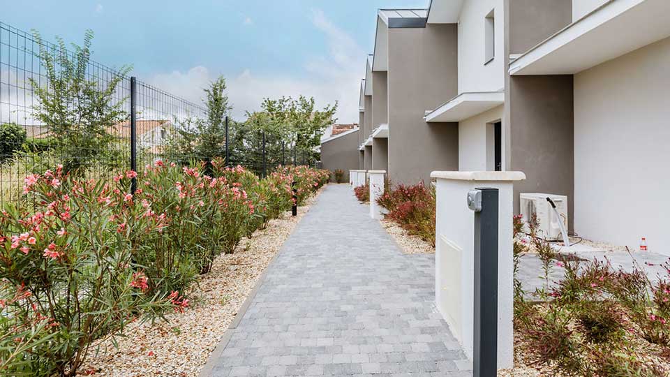 Programme immobilier neuf - Le Marn' 96 Av à Mérignac (33) - Allée - Lamotte