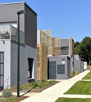 Programme immobilier neuf - Villas Méliès au Rheu (35) - Allée - Lamotte