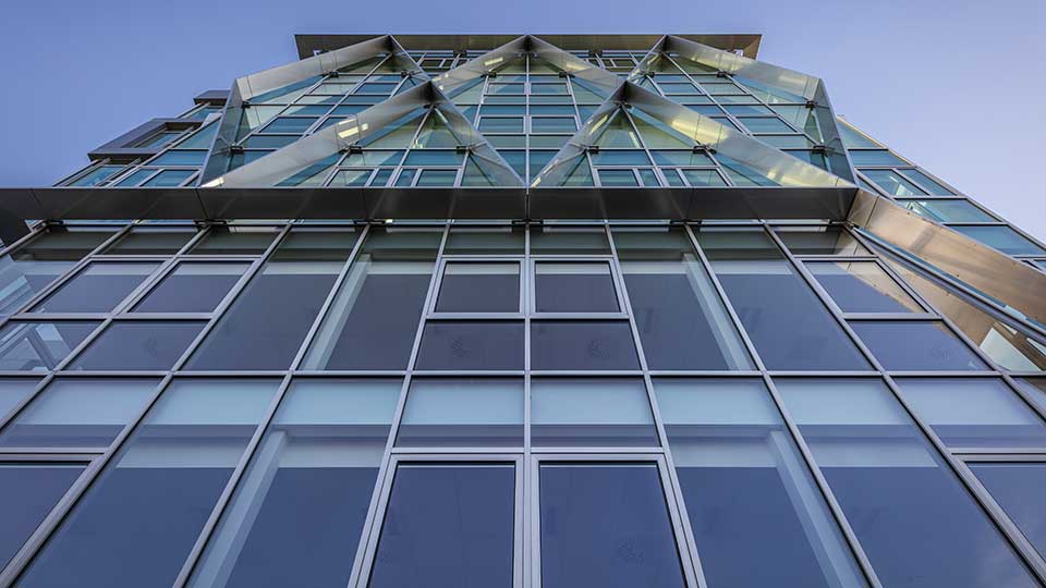 Programme immobilier tertiaire - Le Stanford à Cesson-Sévigné (35) - Zoom architectural sur la façade- Lamotte