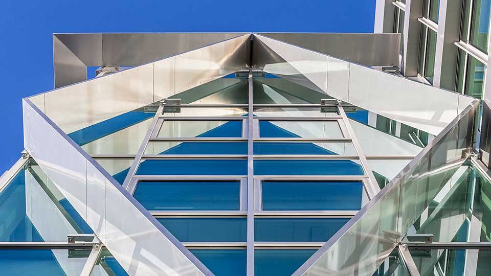 Programme immobilier tertiaire - Le Stanford à Cesson-Sévigné (35) - Zoom architectural sur les fenêtres - Lamotte