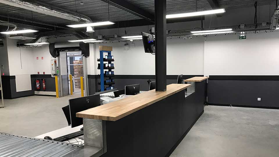 Bâtiment logistique clé en main - Chronopost au Havre (76) - Intérieur - Corétech / Lamotte