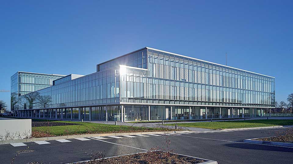 Programme immobilier tertiaire - Polaris à Saint-Grégoire (35) - Vue d'angle - Lamotte