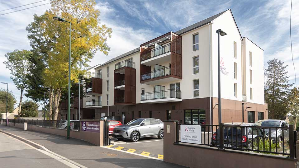 Résidence services seniors - Coeur Boisé à Bain-de-Bretagne (35) - Entrée - Lamotte