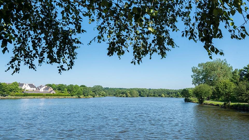 Lamballe-Armor dans les Côtes-d'Armor (22) - Étang de la ville Gaudu - Lamotte