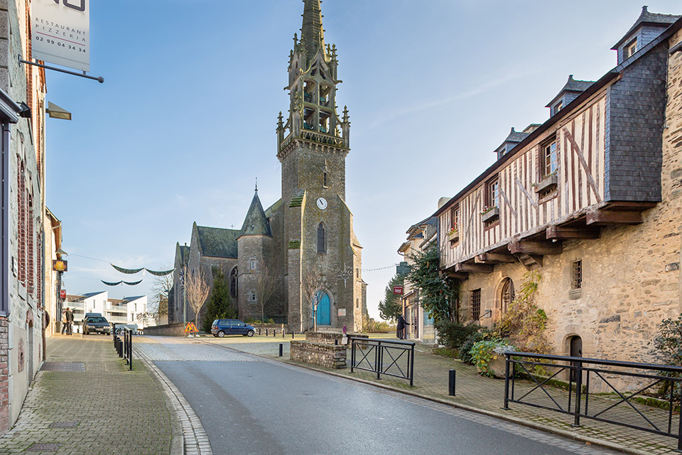 Acigné en Ille-et-Vilaine (35) - Église - Lamotte